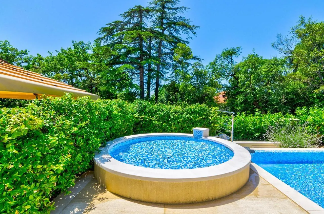 Villa Emilia Crikvenica Guest house